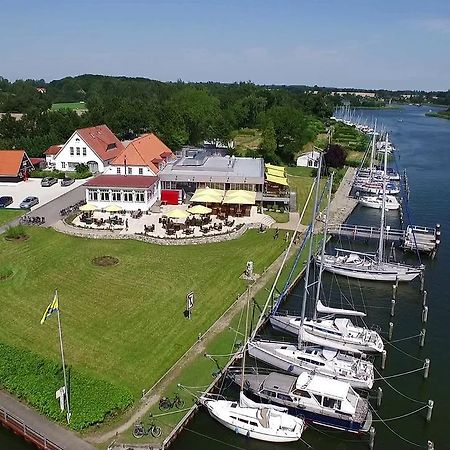 Faehrhaus Missunde Hotell Brodersby-Goltoft Eksteriør bilde